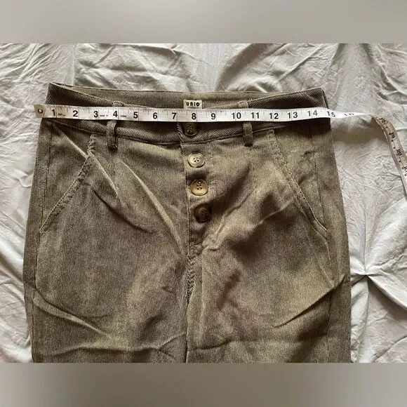 4 Button Olive Khaki Green Corduroy Cropped Ankle Pants Medium - Picture 2 of 9
